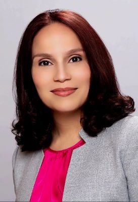 Asia Pimentel Headshot